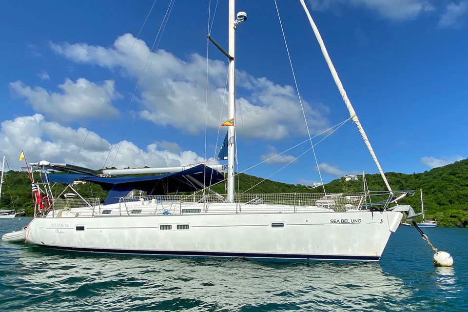 'Sea del Uno', Oceanis 411 mooring