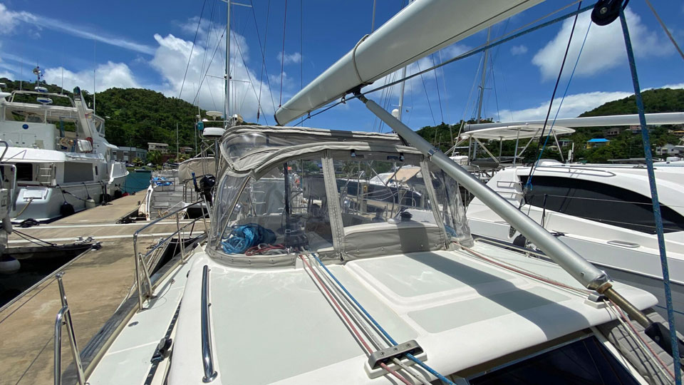 'Windward, Tayana 48DS, kicker