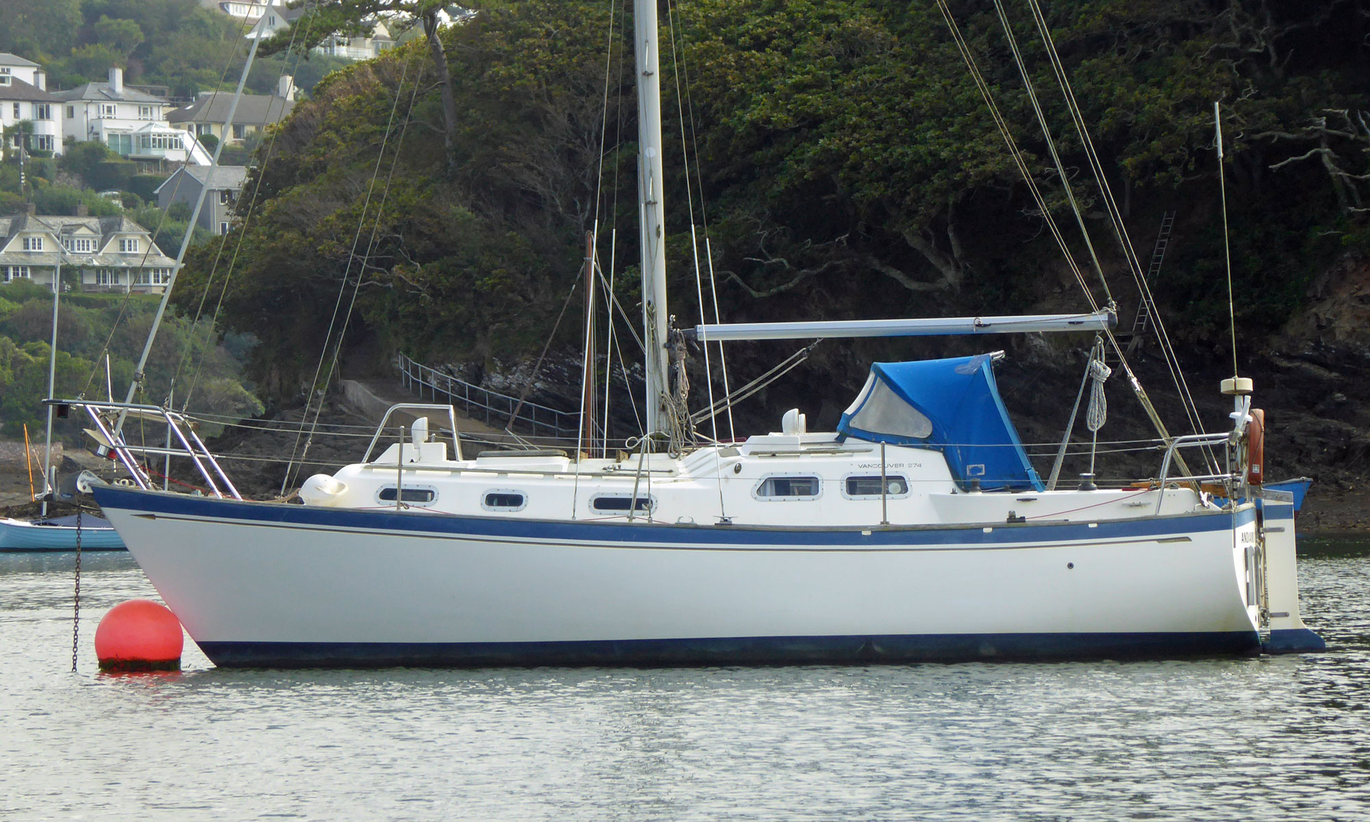 best cruiser sailboat under 30 feet