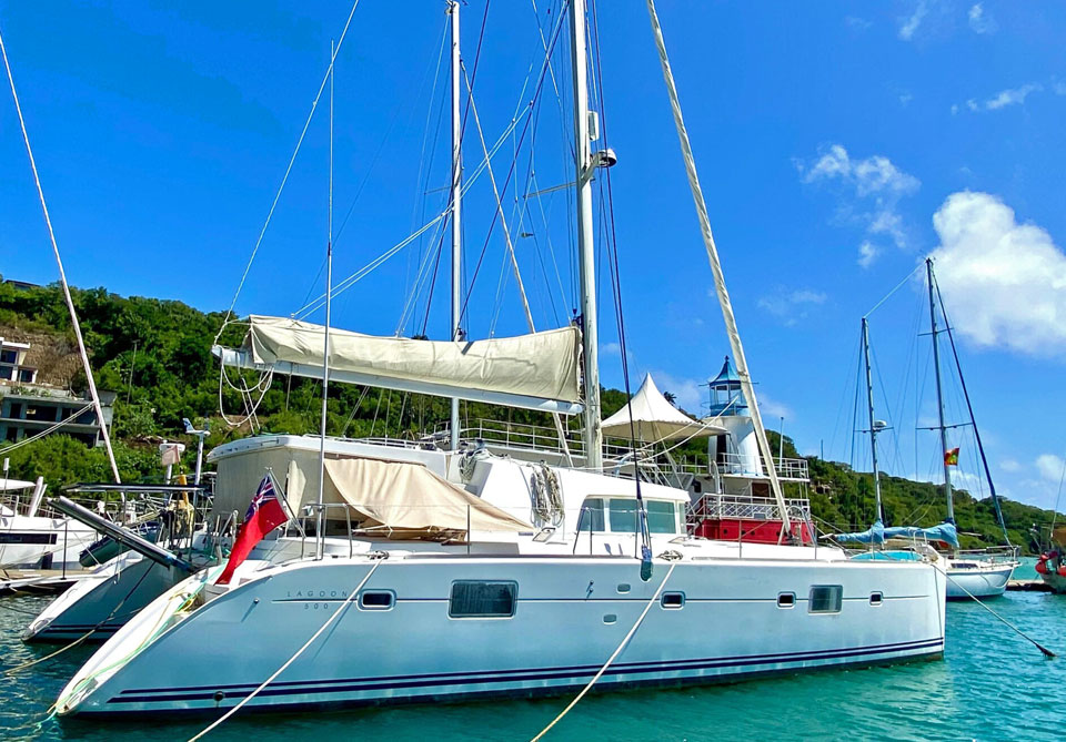 'Torvin', A Lagoon 500, in dock