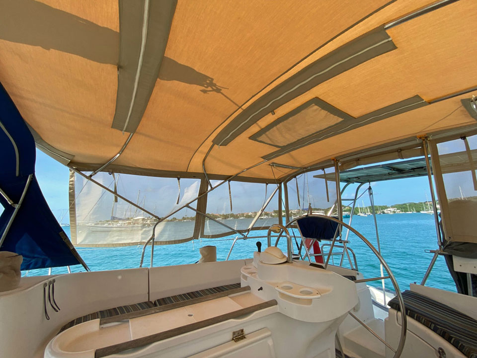 'Just Now’, Beneteau 463, bimini