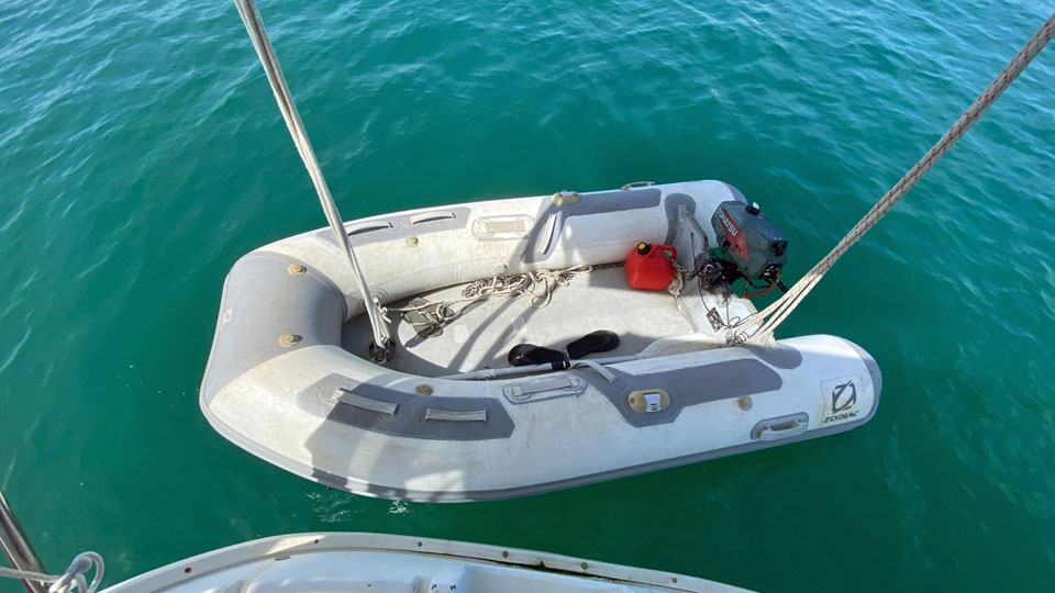 'Just Now’, Beneteau 463, zodiac