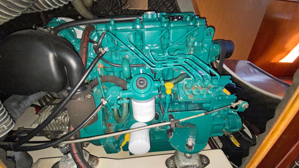 'Sea del Uno', Oceanis 411 engine