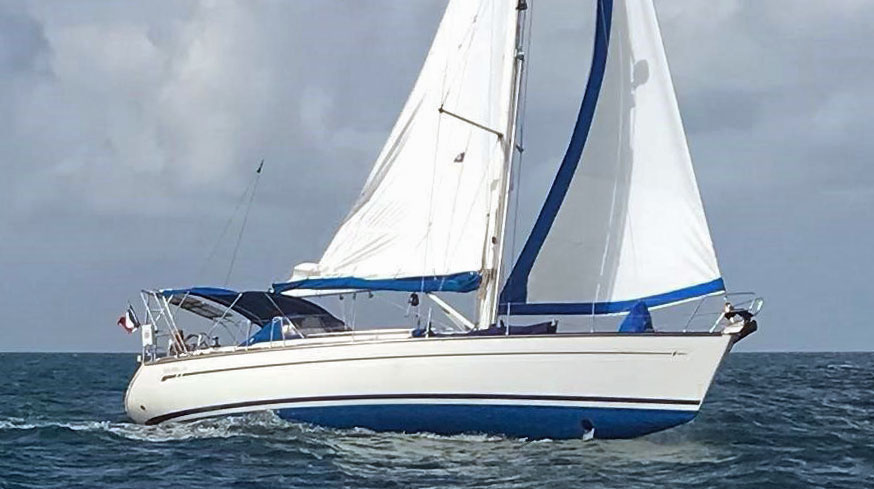 Bavaria 44, Helios