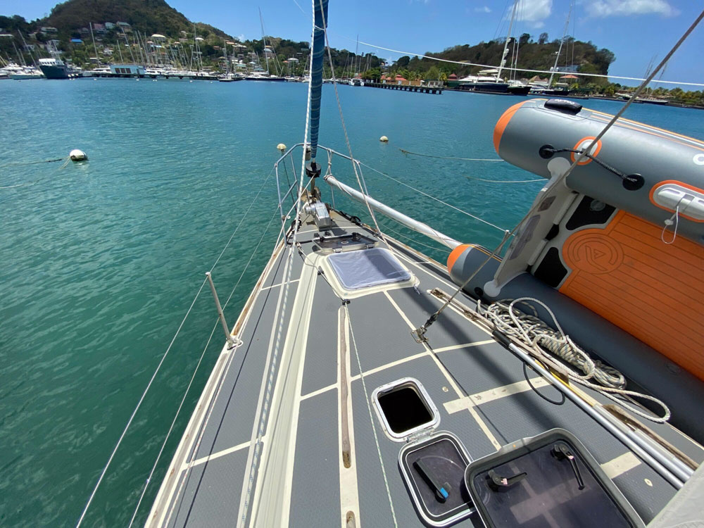 Westerly Oceanranger 38 'Petrel Blue' foredeck