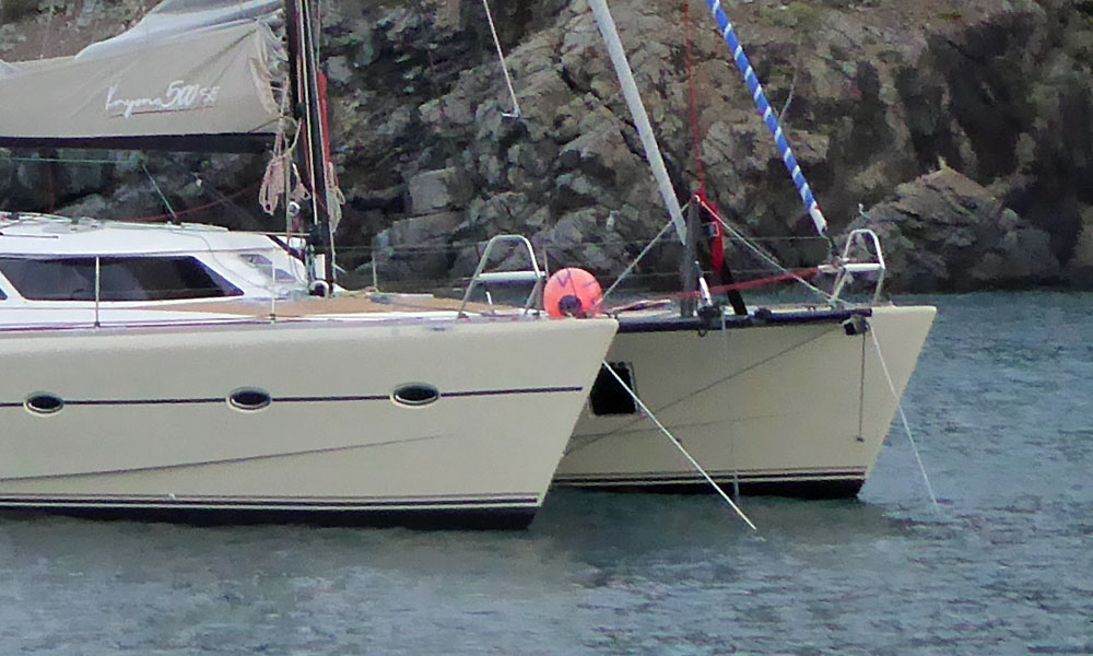 Catamarans generally use a doubled-up anchor snubber on a bridle.